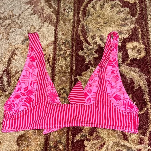 Pink Striped and Floral Reversible Vineyard Vines Bikini Set - Picture 4 of 11
